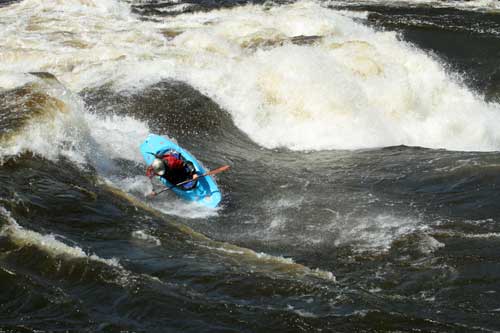 Ottawa Kayak minibus